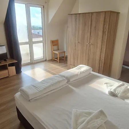 Casa de hóspedes беглик таш 2 Primorsko