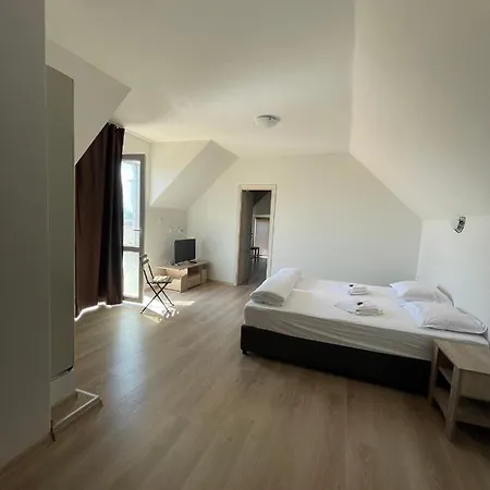 招待所 беглик таш 2